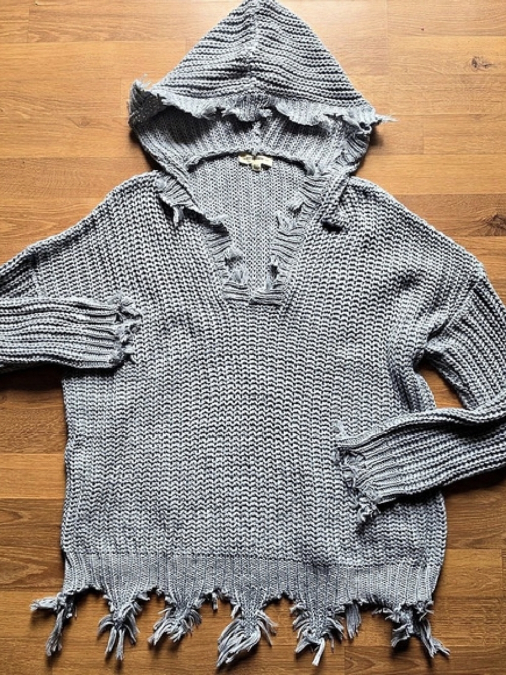 EE:Some Gray Fringe/Distressed Knit Hooded Sweater Size Sm/Med